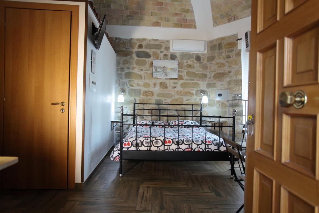 Aurora Bed And Breakfast ซานโต สเตฟาโน ดี กามาสตรา ภายนอก รูปภาพ